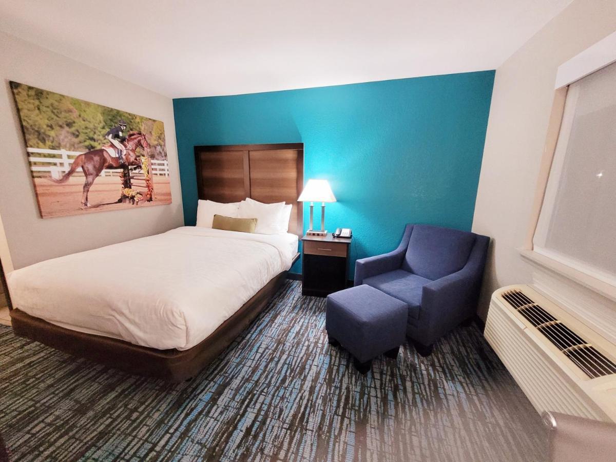Clarion Pointe Harrodsburg-Danville Εξωτερικό φωτογραφία