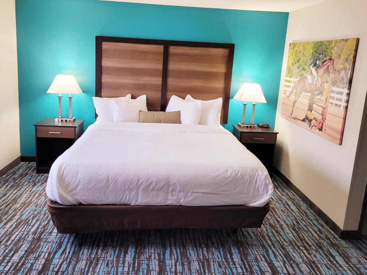 Clarion Pointe Harrodsburg-Danville Εξωτερικό φωτογραφία