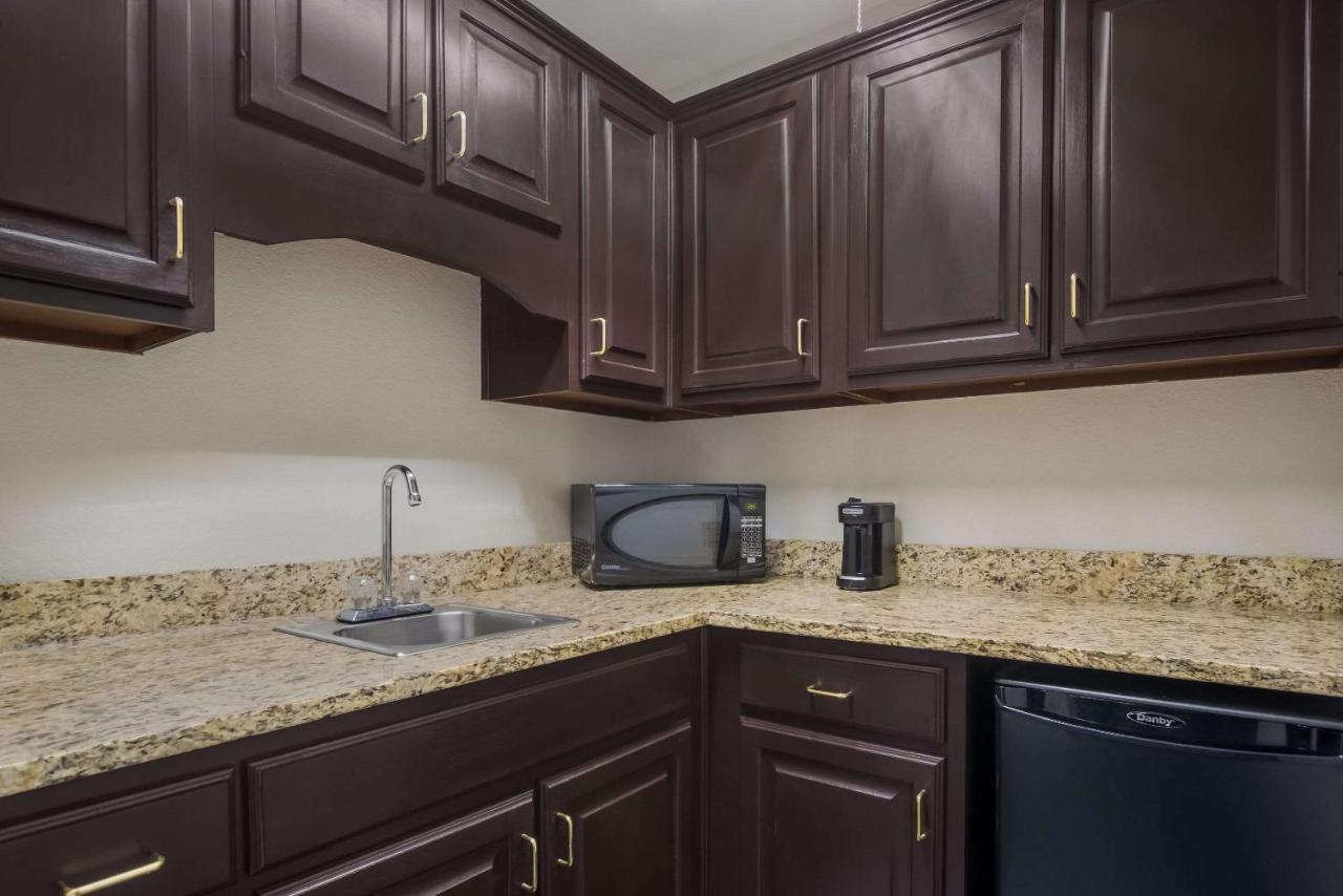 Clarion Pointe Harrodsburg-Danville Εξωτερικό φωτογραφία